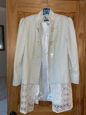 LG Cream Lace-Trimmed Women's Blazer Jacket